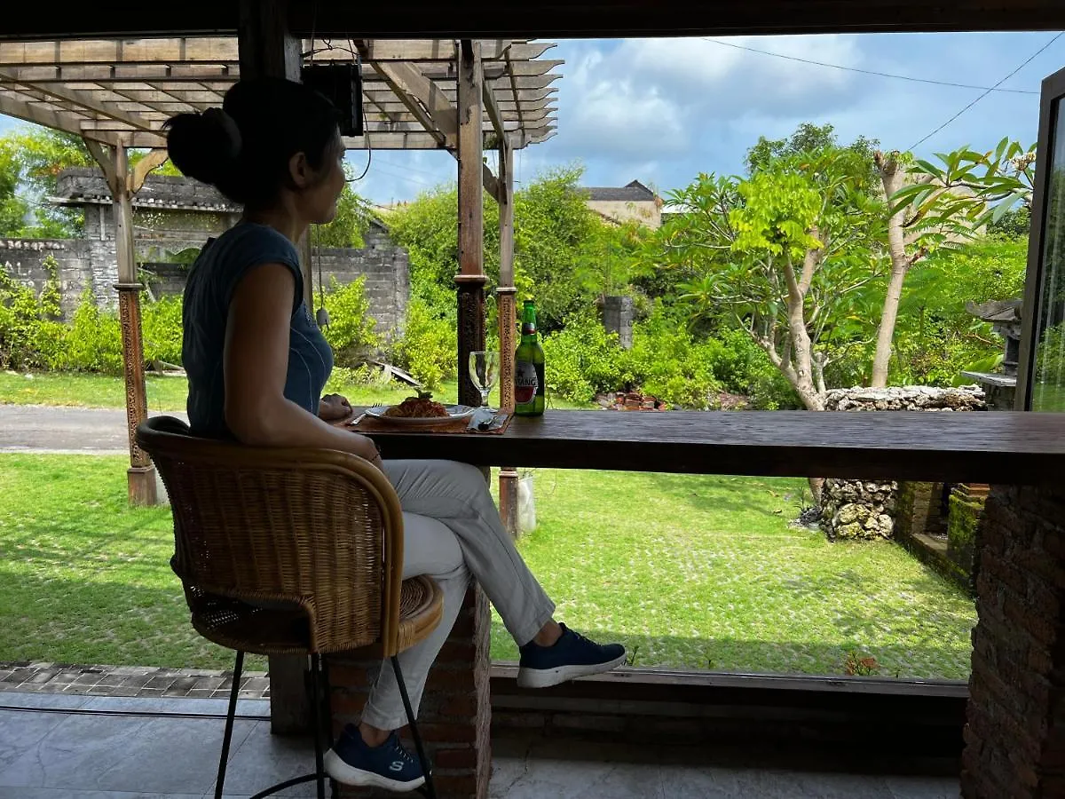Pinokkio B&B Restaurant Ungasan Couette-café